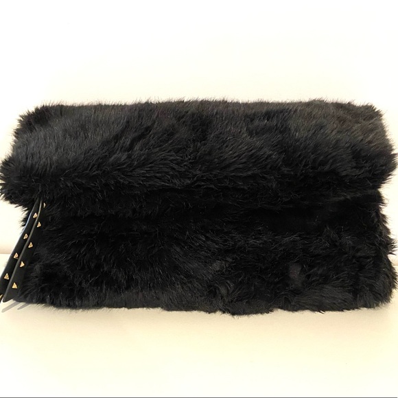 Black fake fur clutch bag - Picture 2 of 4